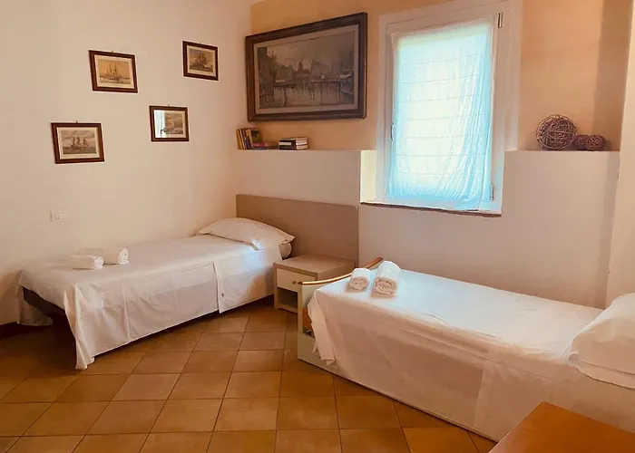 ファームステイ Agriturismo Corte Bozzini バルドリーノ