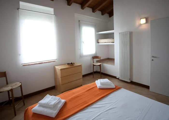 Agriturismo Corte Bozzini Lantgård *